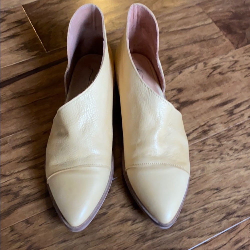 Free People Royale Flat Natural 41